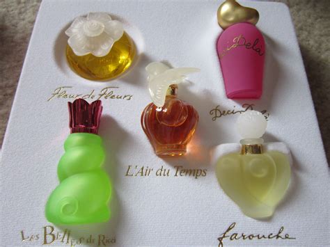 fleur de temps perfume.